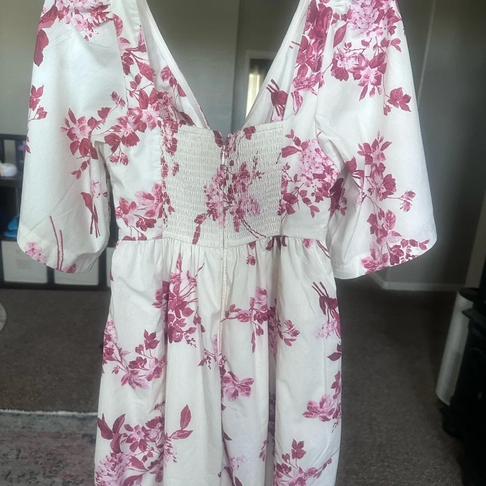 Abercrombie & Fitch White Mini Dress with Pink Floral Print - Picture 2 of 4